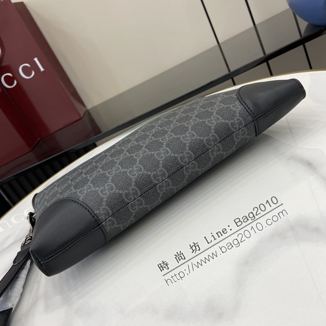 Gucci專櫃古馳最新款Emblem系列男士單肩斜挎包 jh2576型號：821156